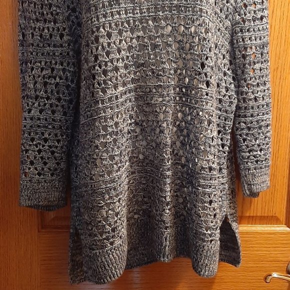 Lightweight Sweater - Picture 4 of 5